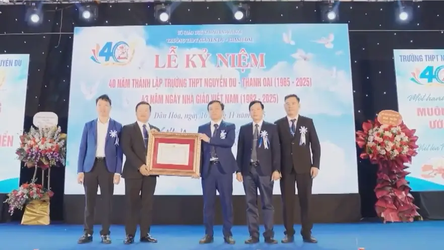 Trường THPT Nguyễn Du đạt chuẩn Quốc gia mức độ 2